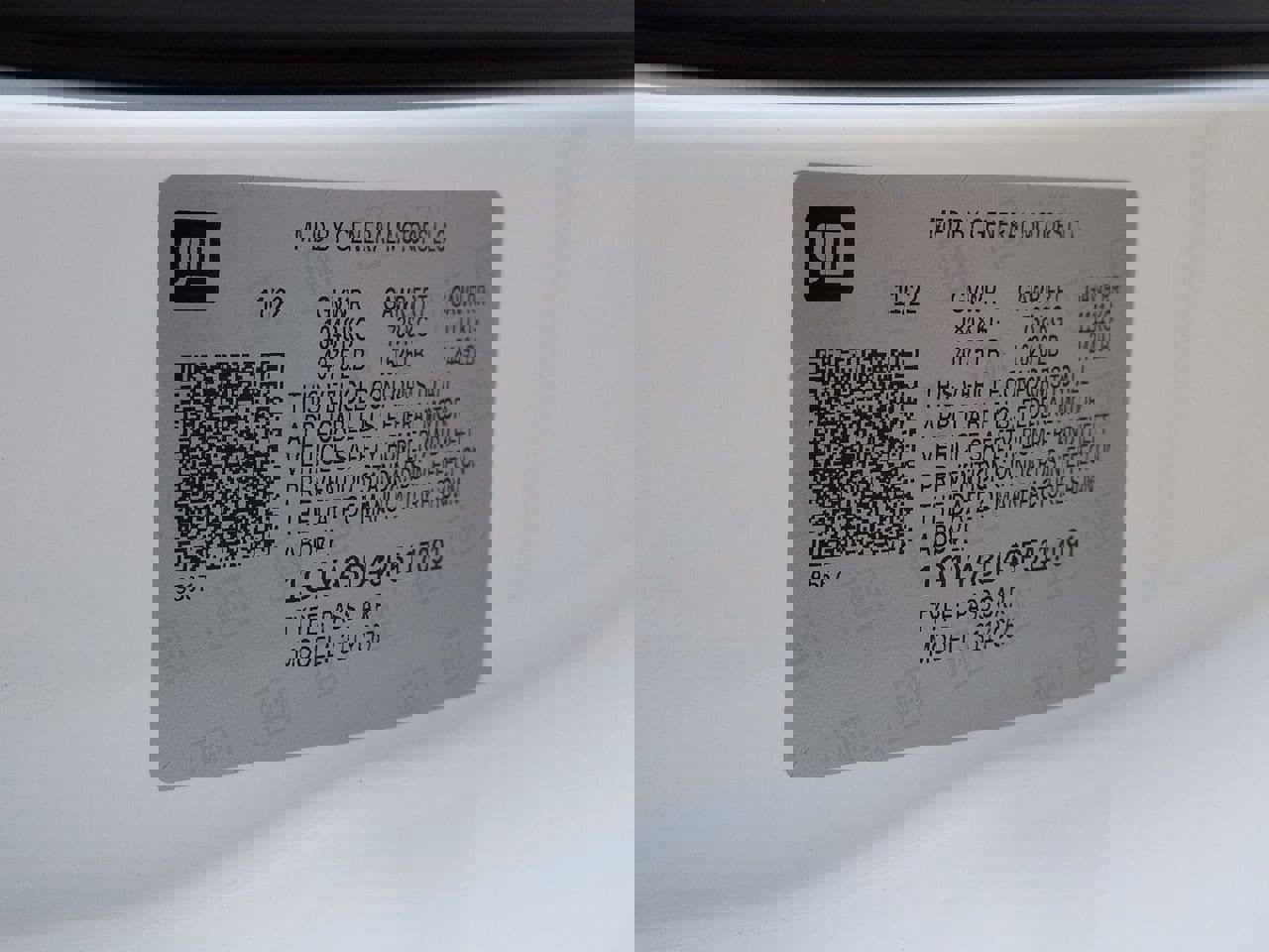 Used 2023 Chevrolet Corvette Stingray Convertible w/ 1LT RWD image 28