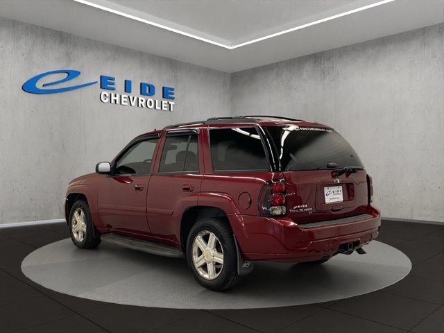 Used 2008 Chevrolet TrailBlazer LT w/ Sun And 6-Disc Cd Package AWD/4WD image 11