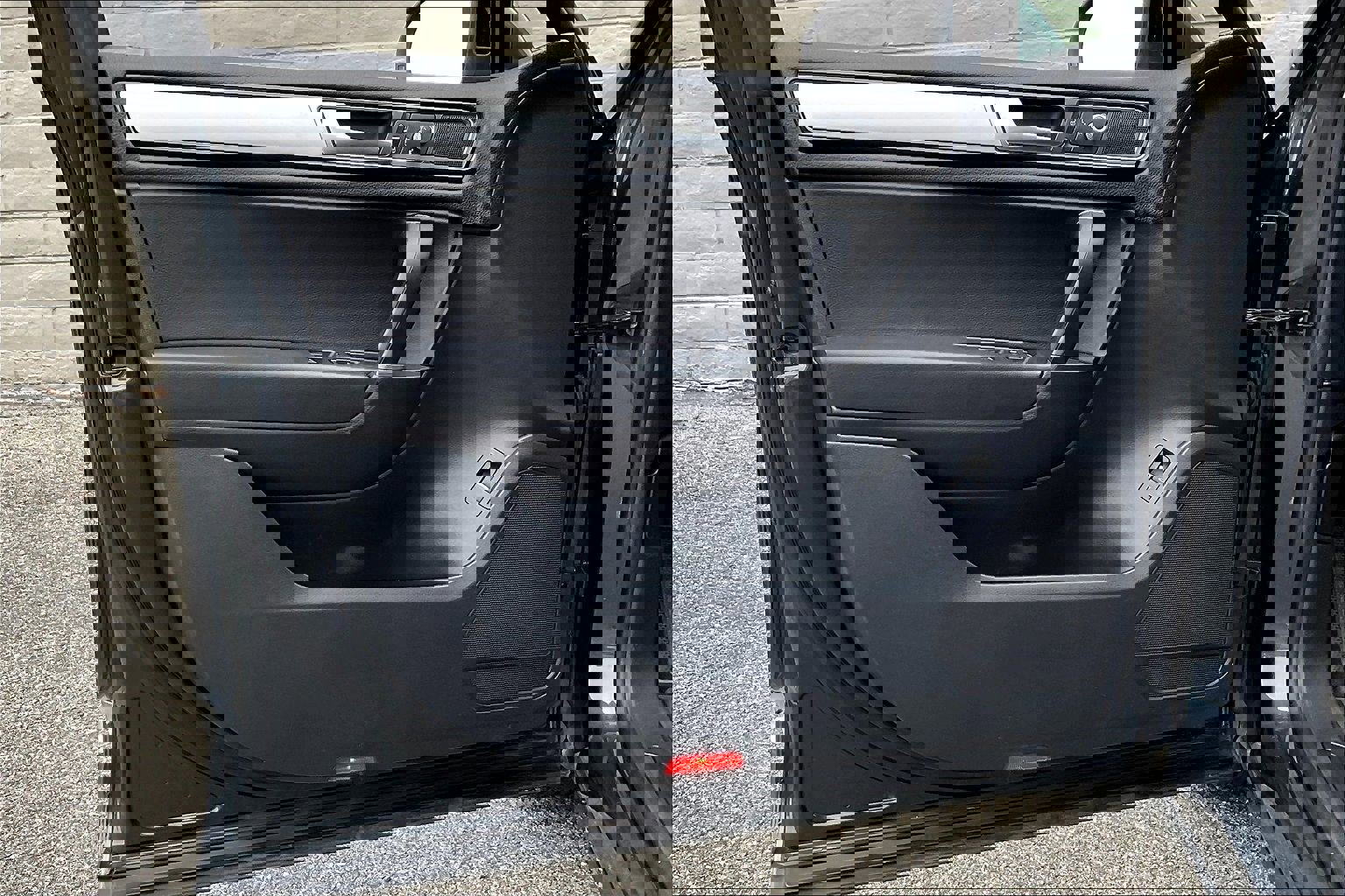 Used 2016 Volkswagen Touareg Sport image 22