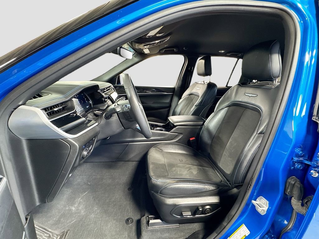 Used 2022 Jeep Grand Cherokee Trailhawk image 12