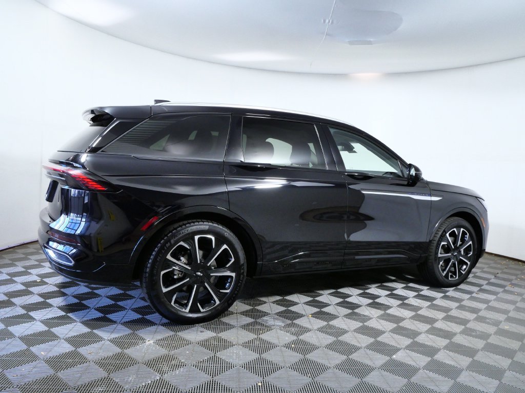 New 2026 Lincoln Nautilus Reserve AWD/4WD image 6