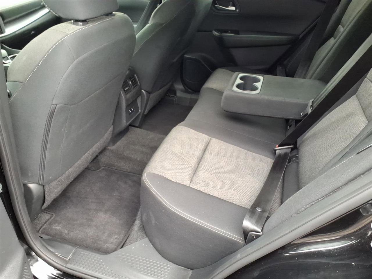 Used 2024 Nissan Rogue SV image 6