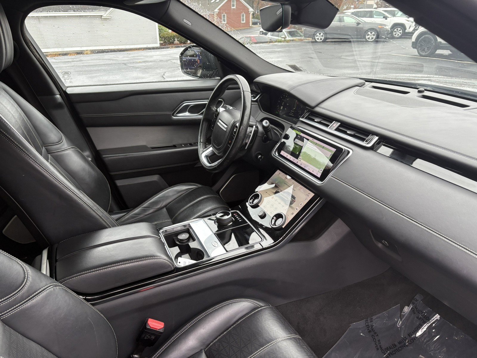 Used 2018 Land Rover Range Rover Velar R-Dynamic HSE image 24