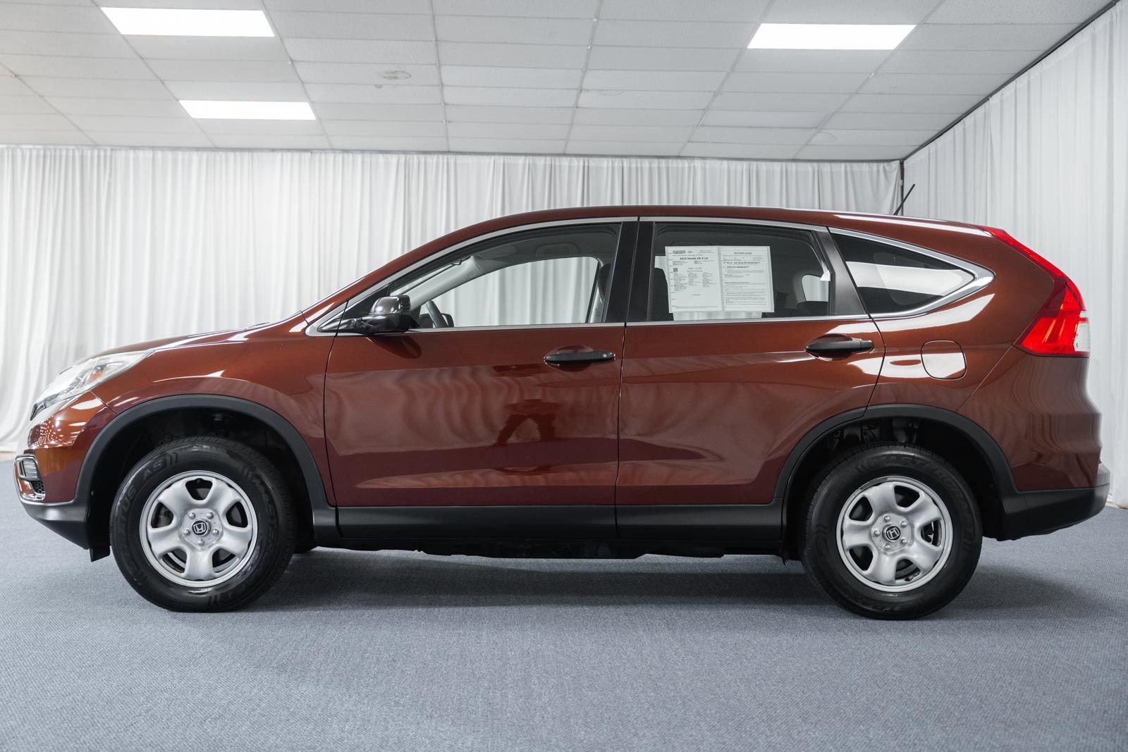 Used 2015 Honda CR-V LX image 5