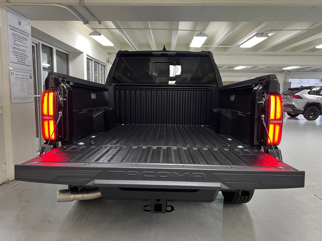 Certified 2025 Toyota Tacoma SR5 image 41