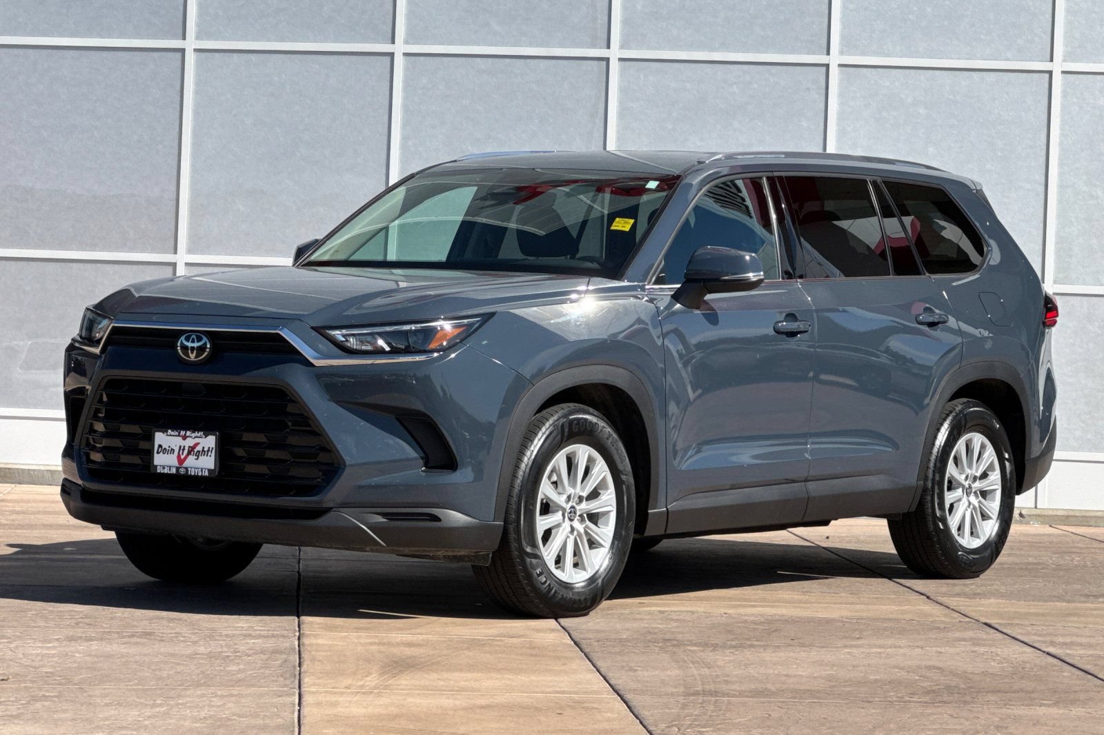 Certified 2025 Toyota Grand Highlander AWD image 10