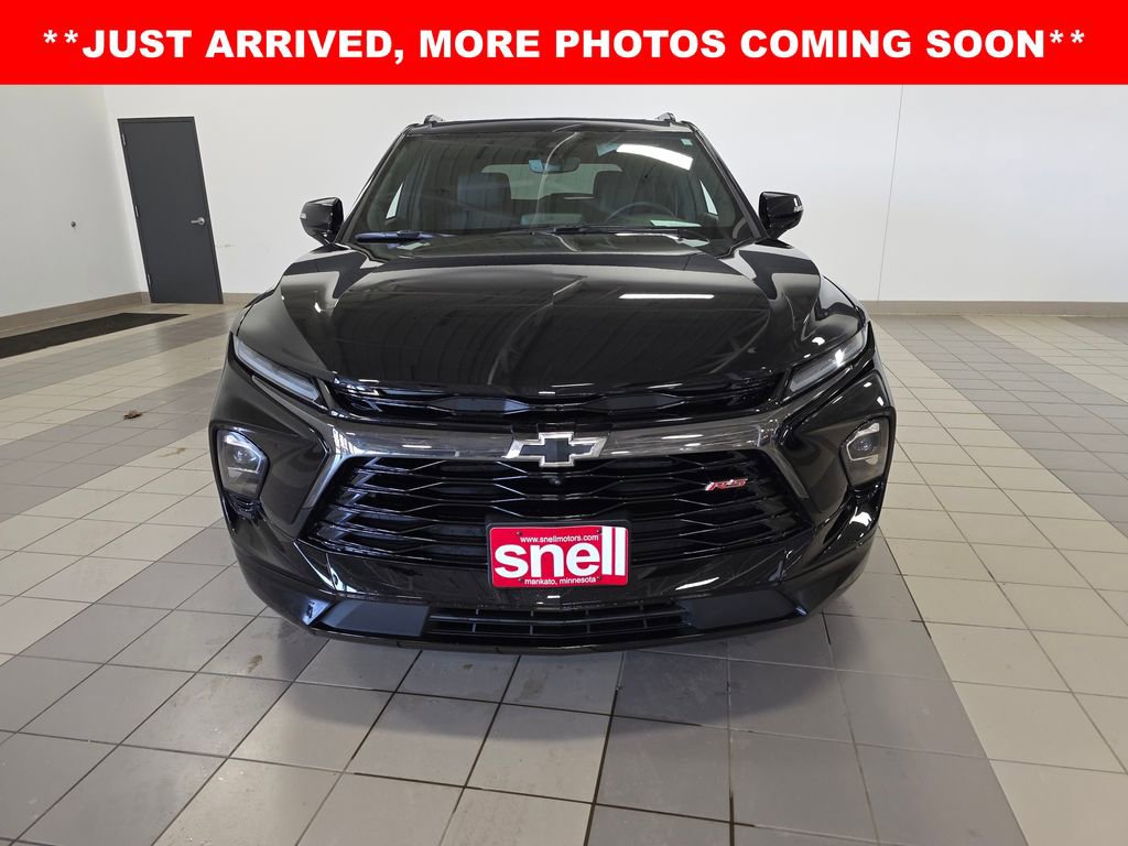 Used 2024 Chevrolet Blazer RS w/ Driver Confidence II Package image 9