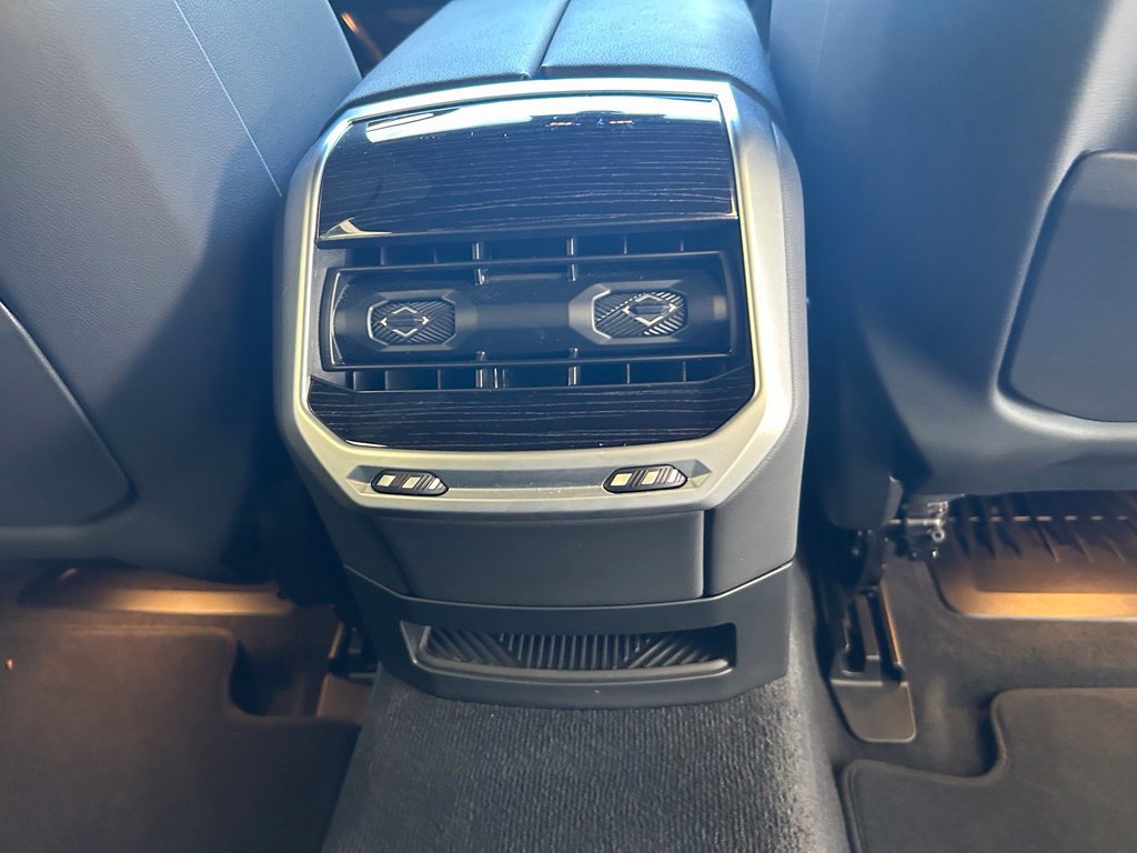 Used 2026 BMW 740i RWD image 30