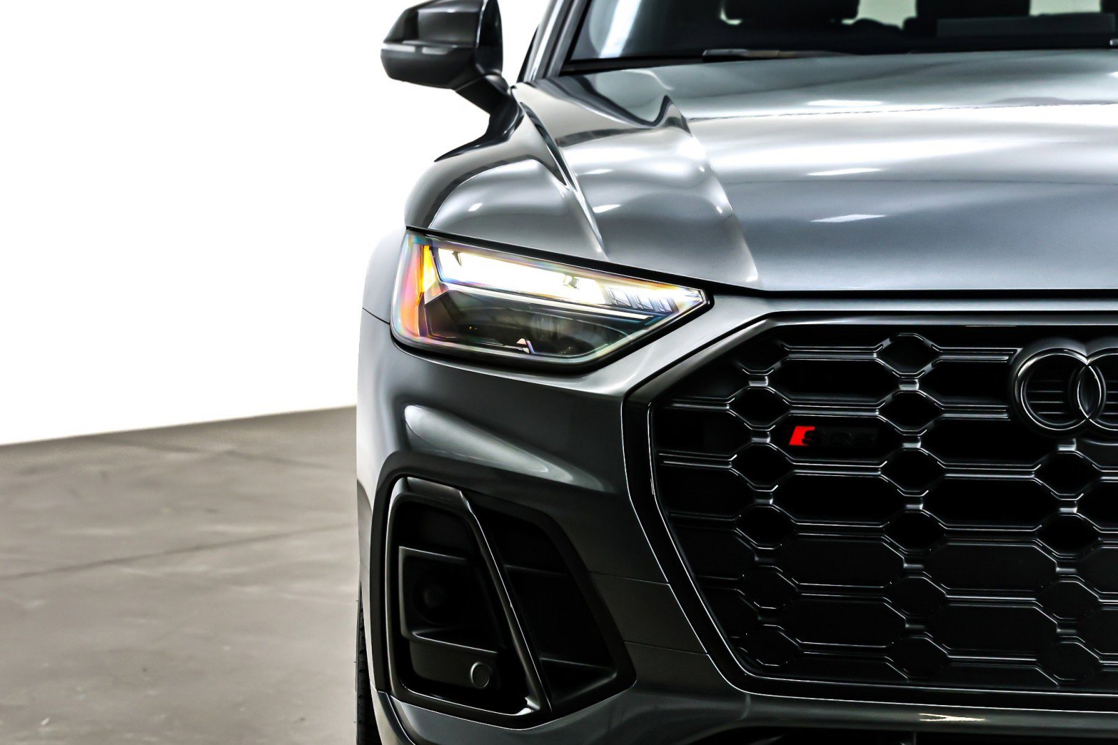 Used 2024 Audi SQ5 Premium Plus w/ Premium Plus Package image 15