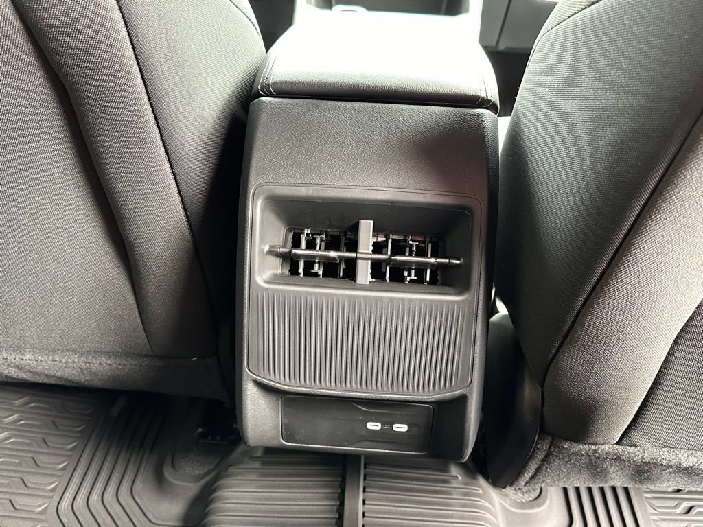 New 2026 Jeep Cherokee Laredo AWD/4WD image 19