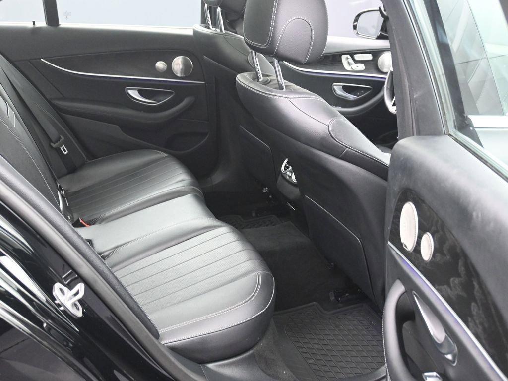 Used 2022 Mercedes-Benz E 350 4MATIC Sedan image 12
