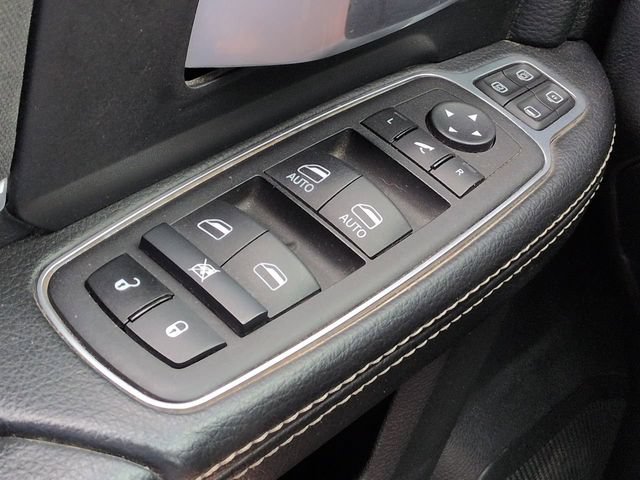 Used 2024 RAM 3500 Big Horn AWD/4WD image 30