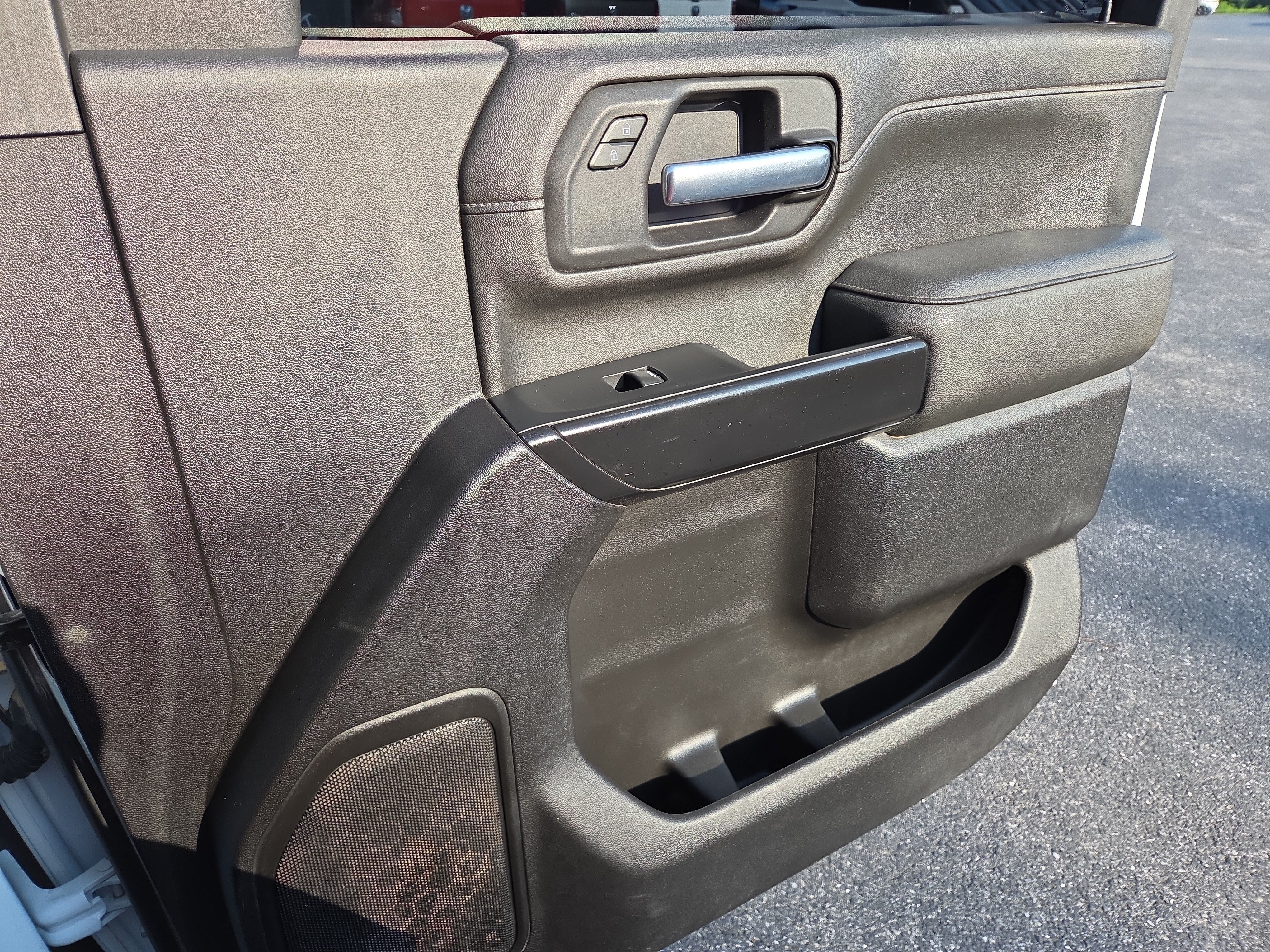 Used 2022 Chevrolet Silverado 2500 LTZ w/ Safety Package AWD/4WD image 18
