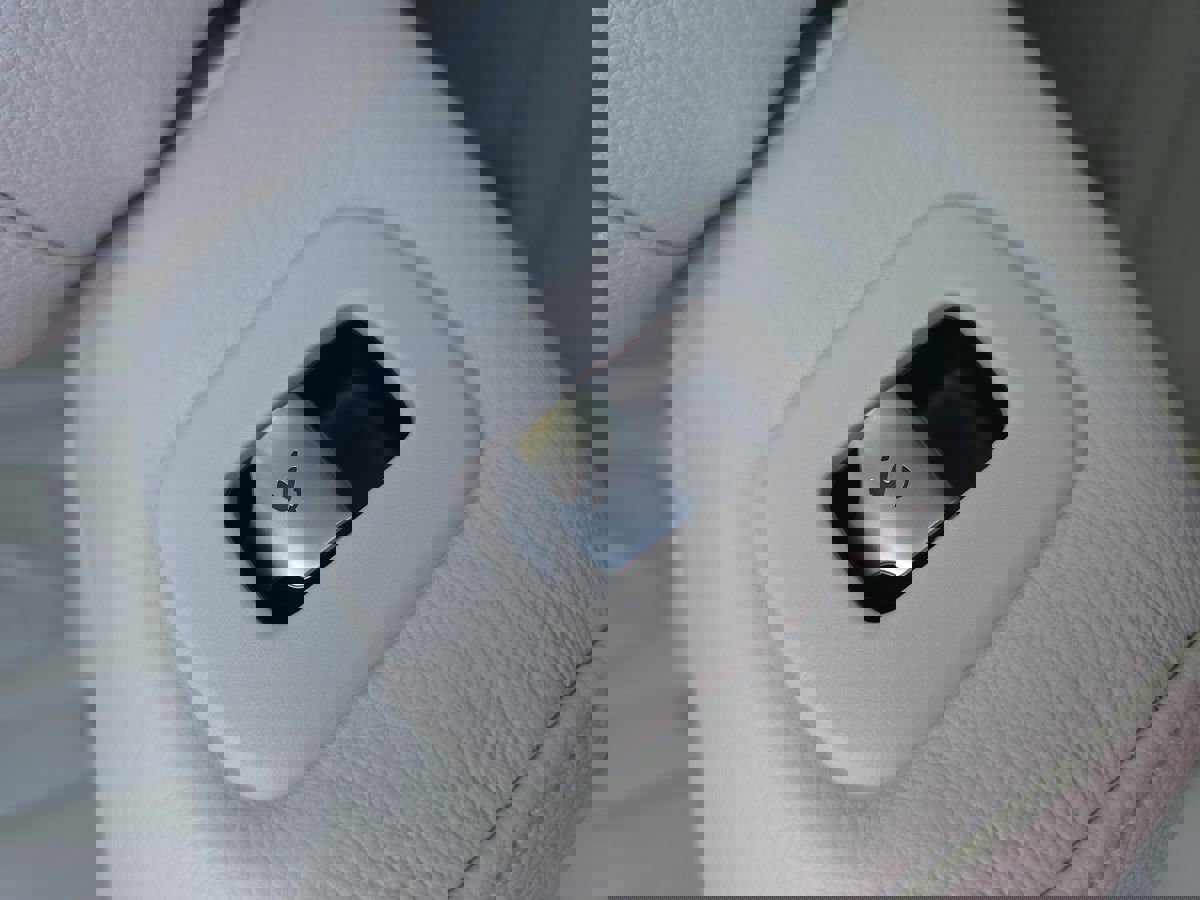 Used 2023 Mercedes-Benz EQS 450+ SUV image 20