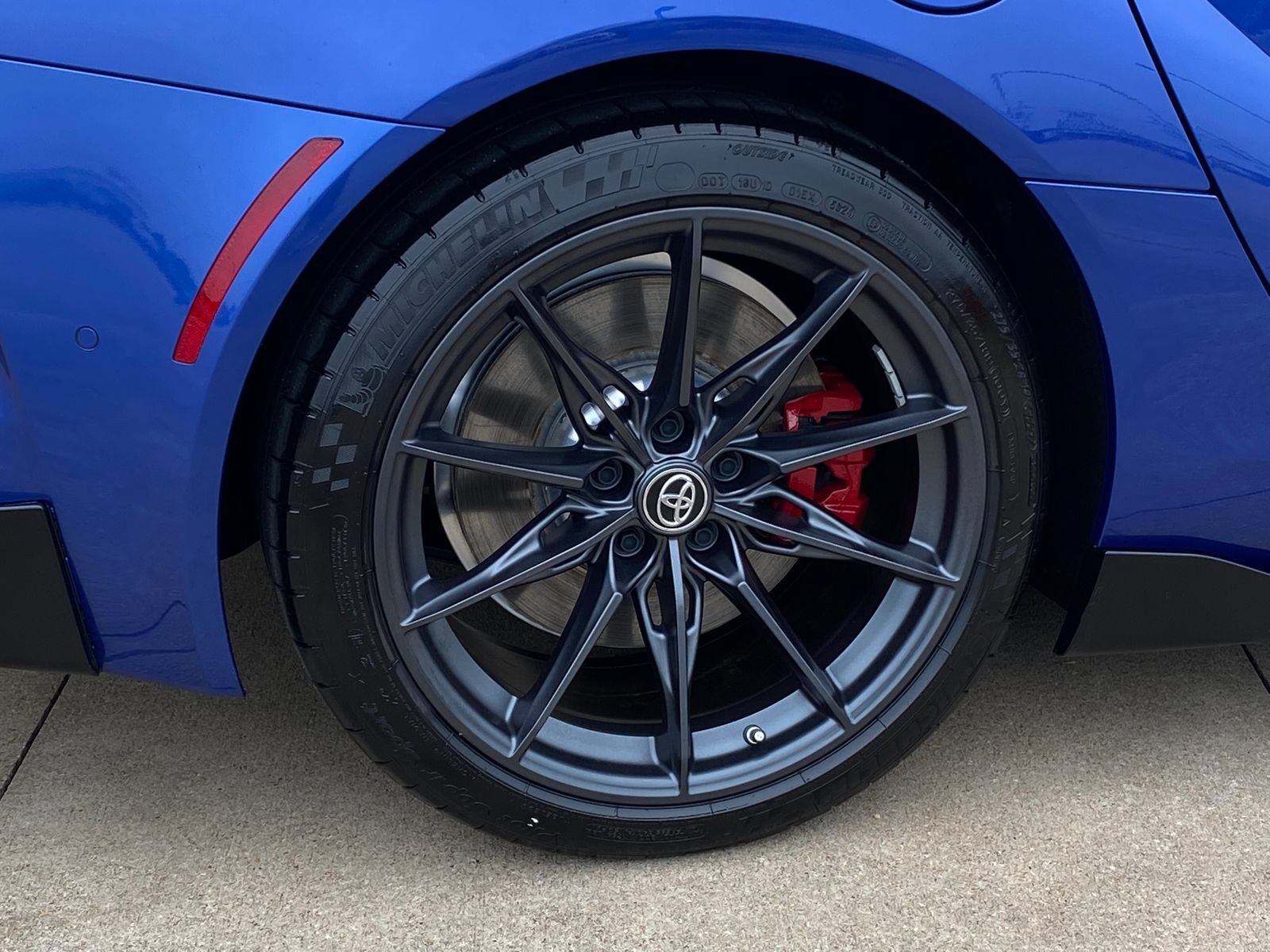 Used 2025 Toyota Supra RWD image 8