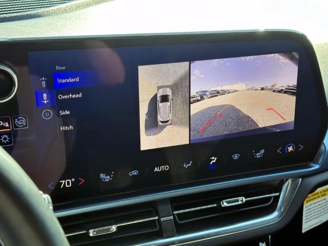 Used 2024 Chevrolet Equinox EV LT FWD image 28