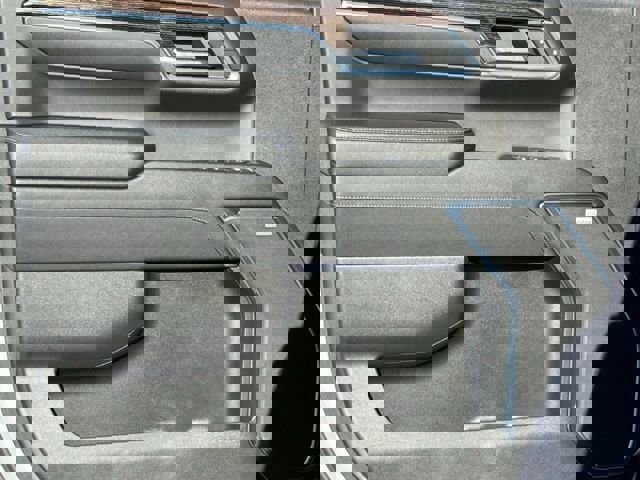 Used 2024 GMC Sierra 1500 Elevation w/ Elevation Premium Package image 18