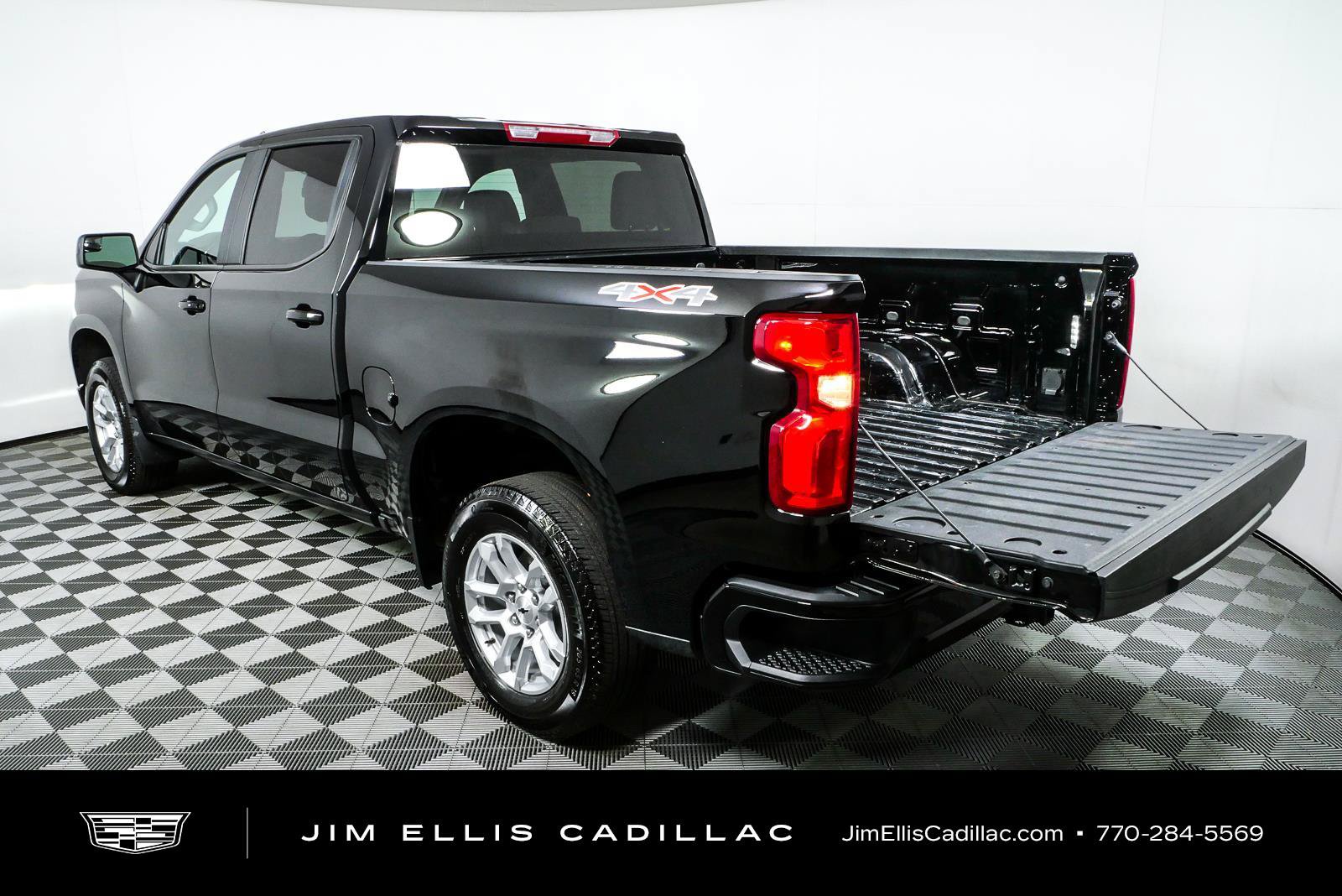 Used 2026 Chevrolet Silverado 1500 RST AWD/4WD image 30