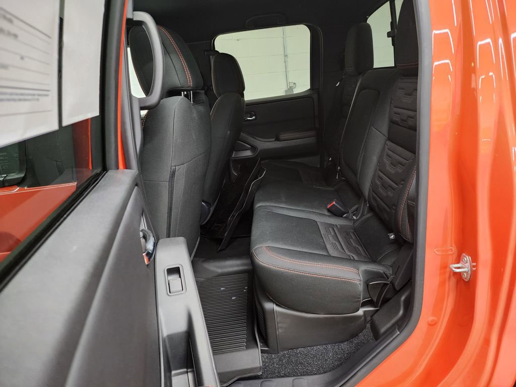 Used 2025 Nissan Frontier PRO-4X w/ Pro Convenience Package image 24