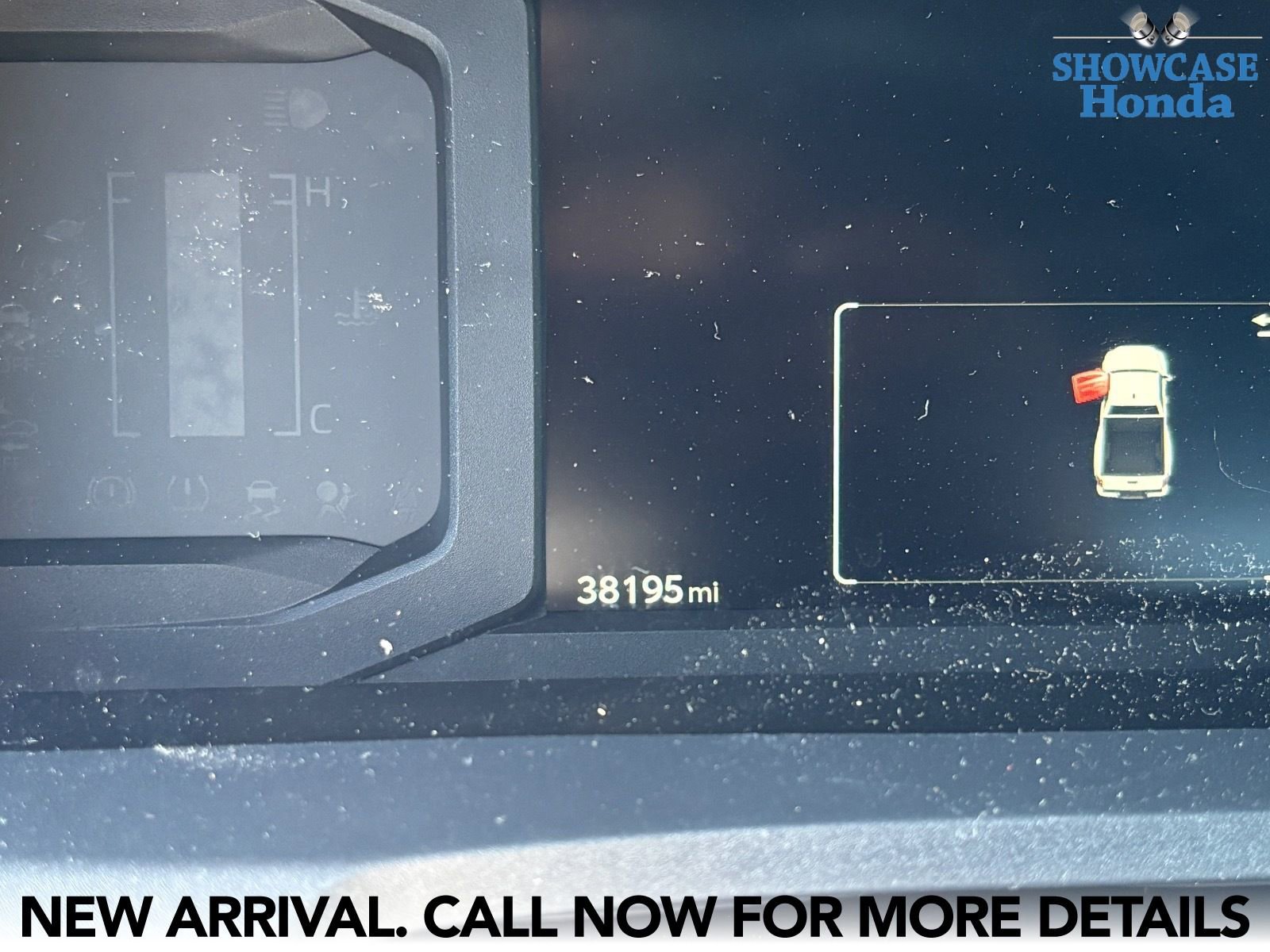 Used 2024 Toyota Tacoma SR image 8