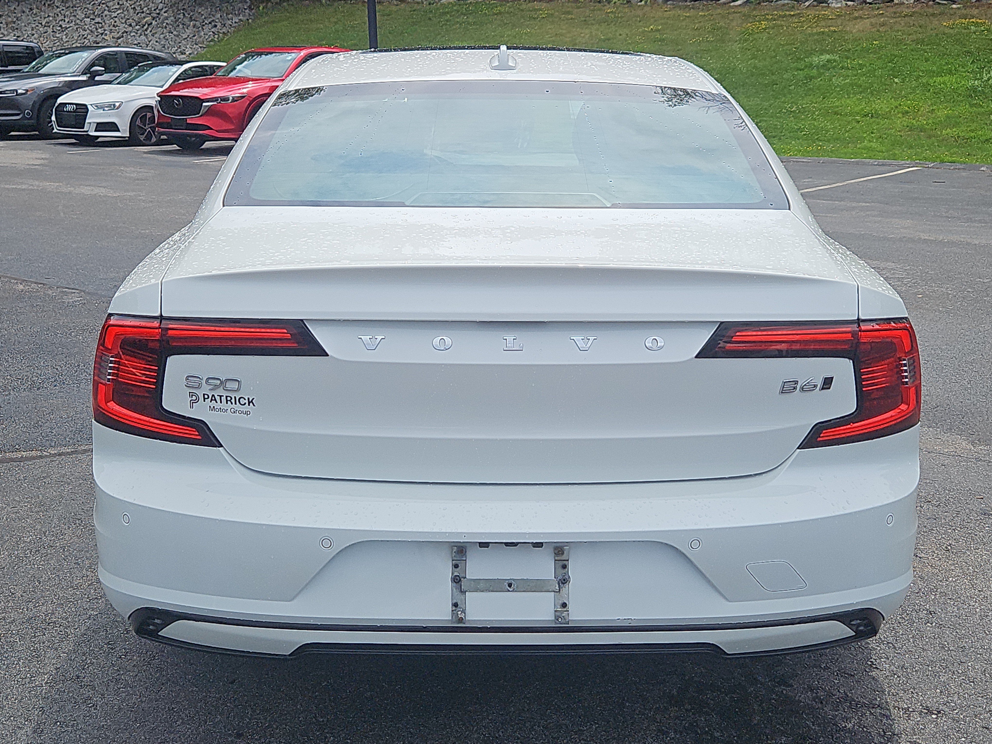 Used 2022 Volvo S90 B6 R-Design w/ Advanced Package AWD/4WD image 28