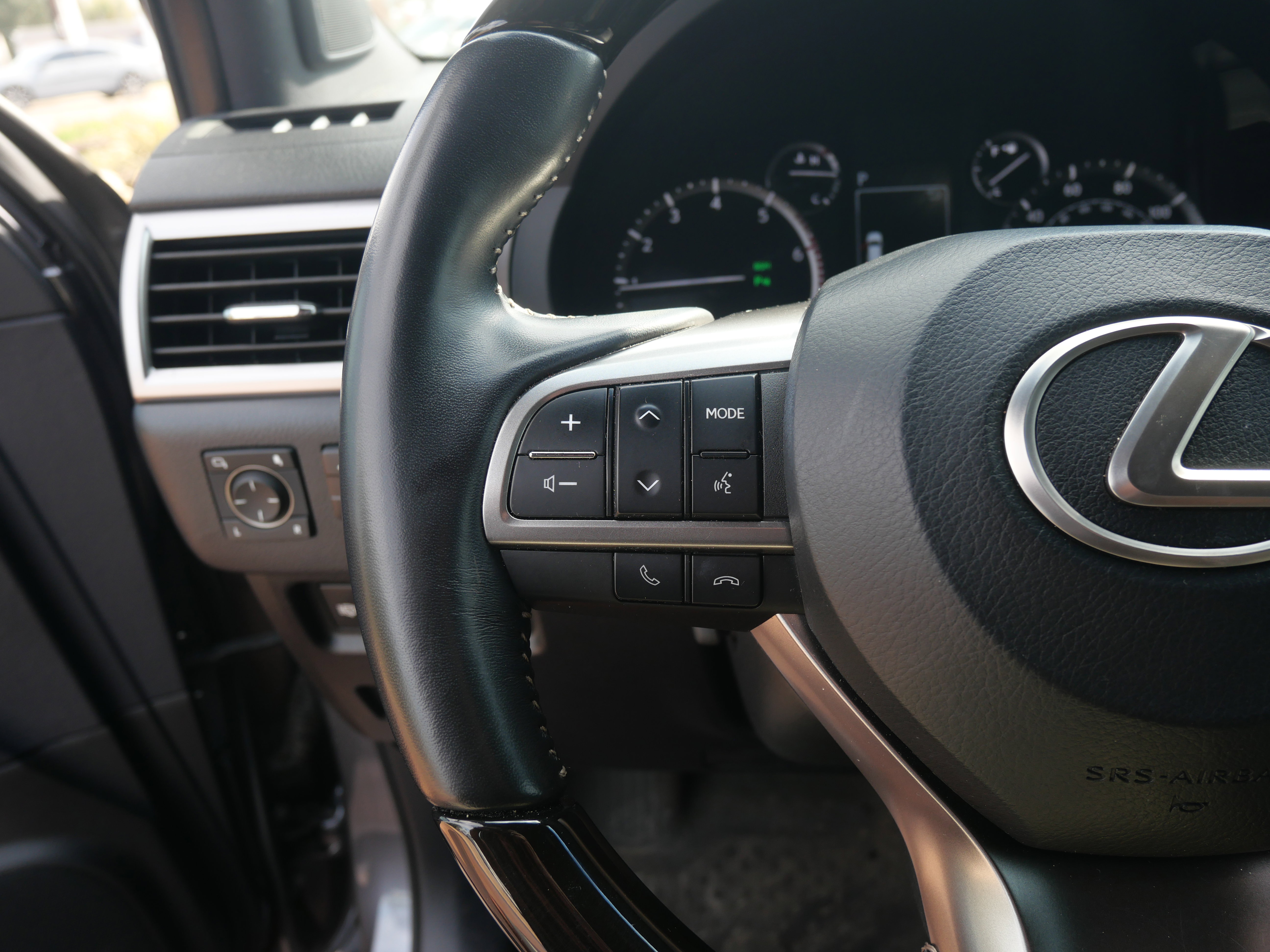 Used 2022 Lexus GX 460 Premium w/ Premium Package image 14