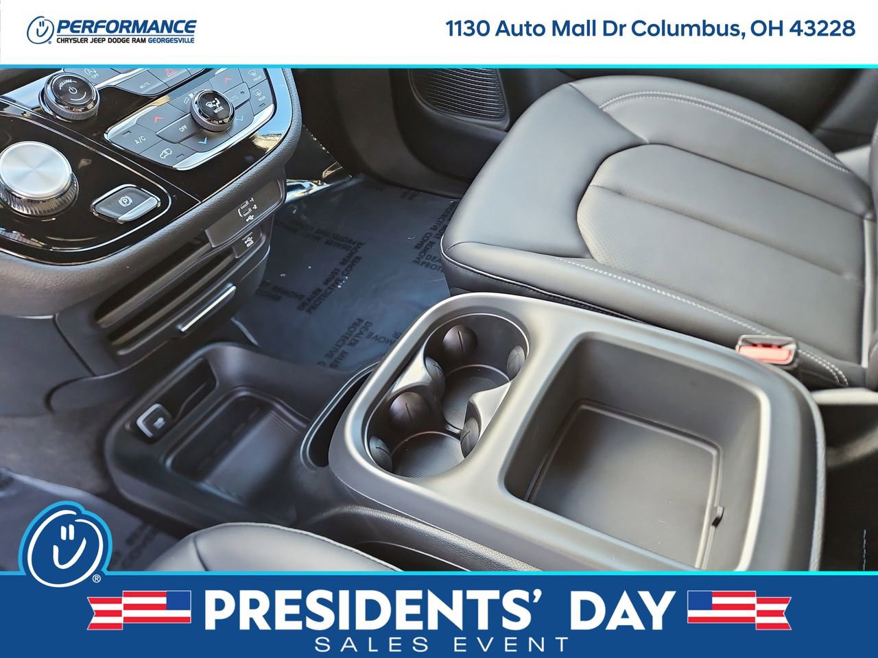 New 2026 Chrysler Pacifica Select image 35