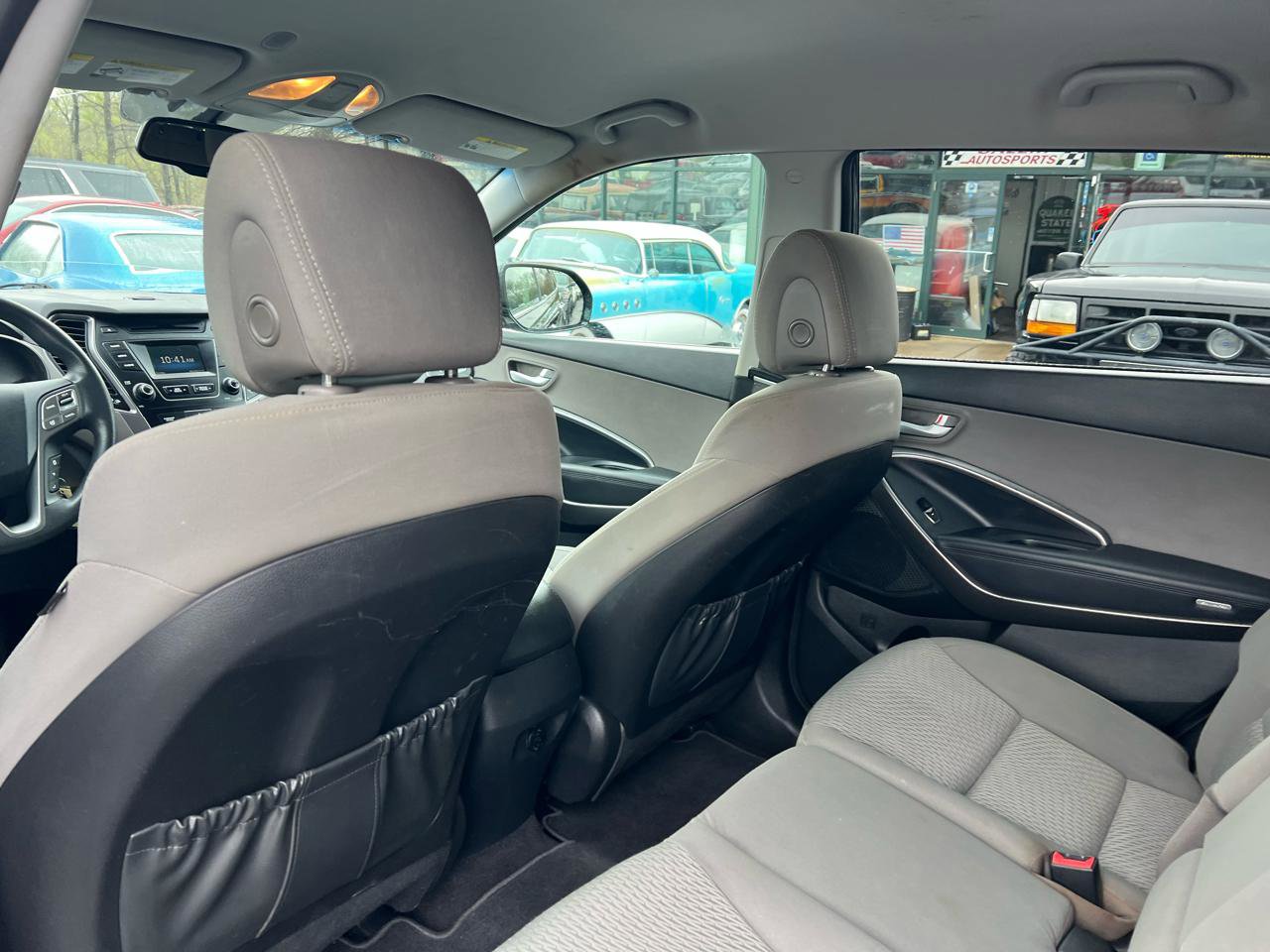 Used 2016 Hyundai Santa Fe SE AWD/4WD image 12