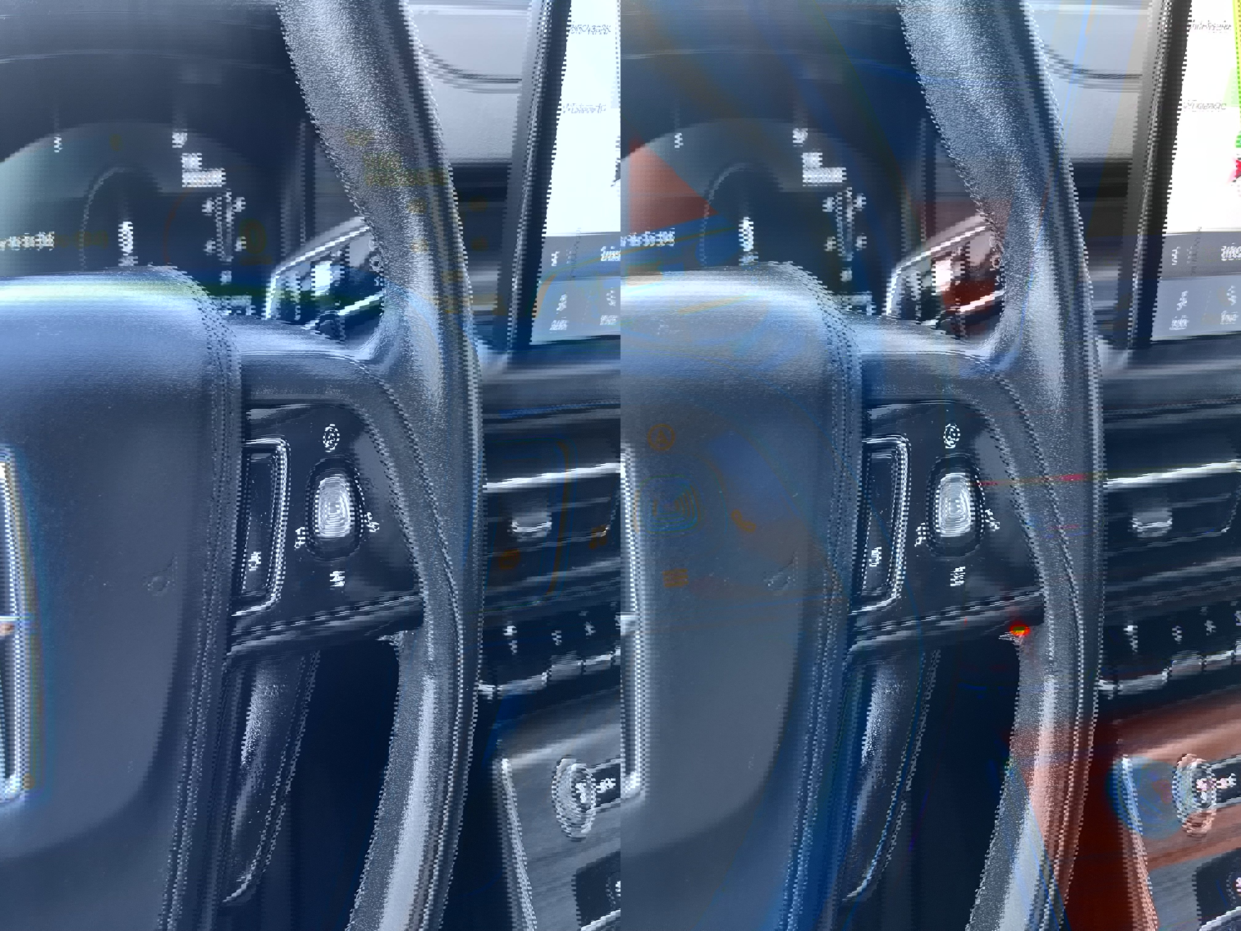 Used 2021 Lincoln Aviator Reserve w/ Equipment Group 201A image 42