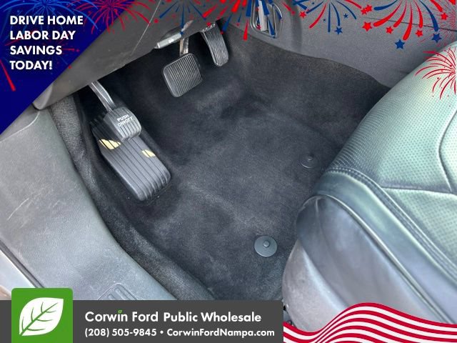 Used 2013 Ford Explorer XLT AWD/4WD image 25