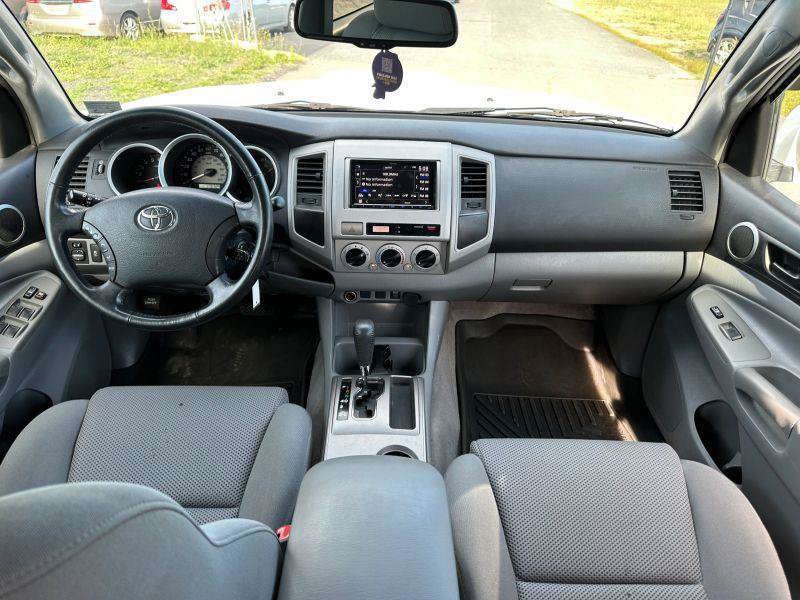 Used 2009 Toyota Tacoma PreRunner RWD image 13