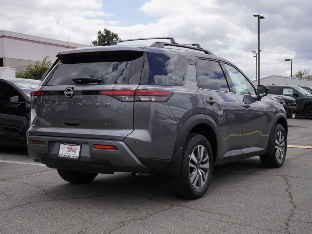 New 2026 Nissan Pathfinder SL FWD image 5
