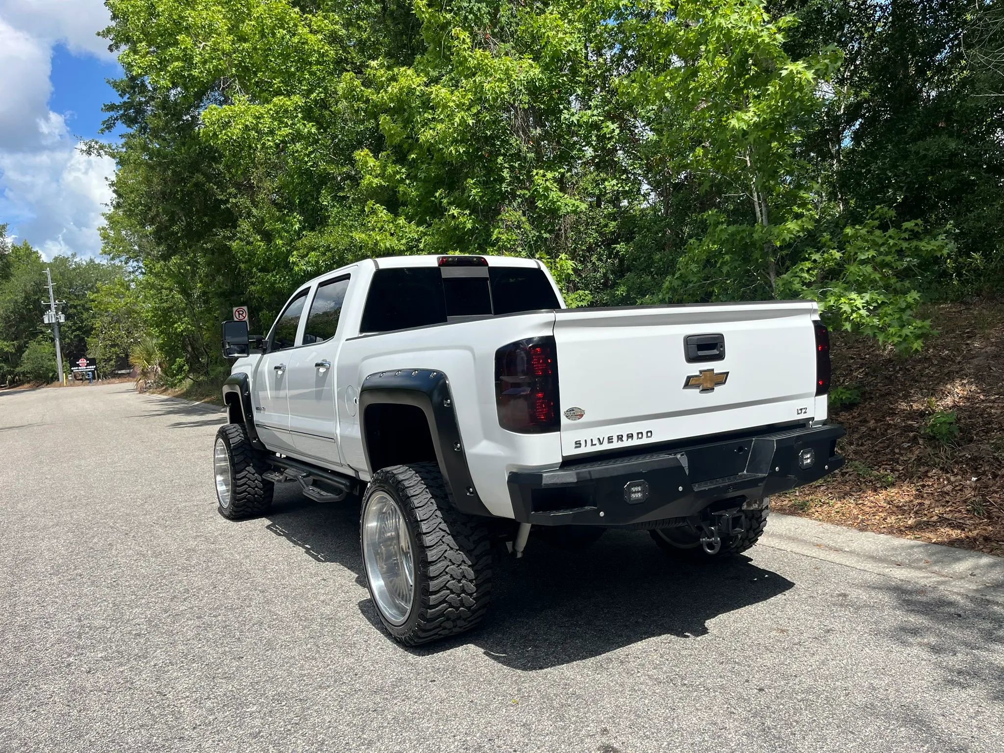 Used 2019 Chevrolet Silverado 2500 LTZ w/ Duramax Plus Package AWD/4WD image 6