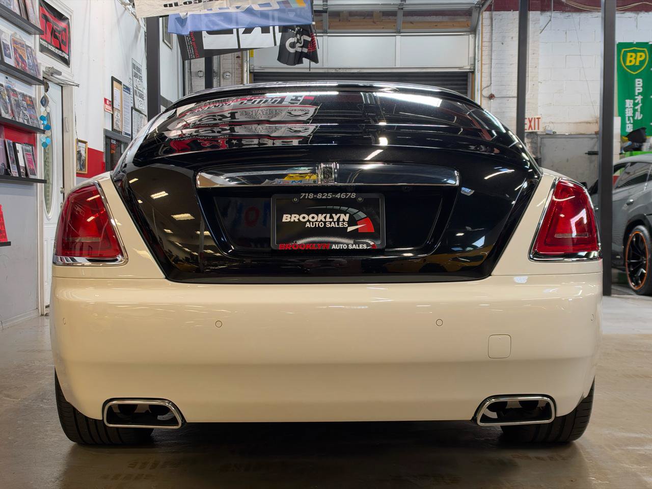 Used 2016 Rolls-Royce Wraith RWD image 6