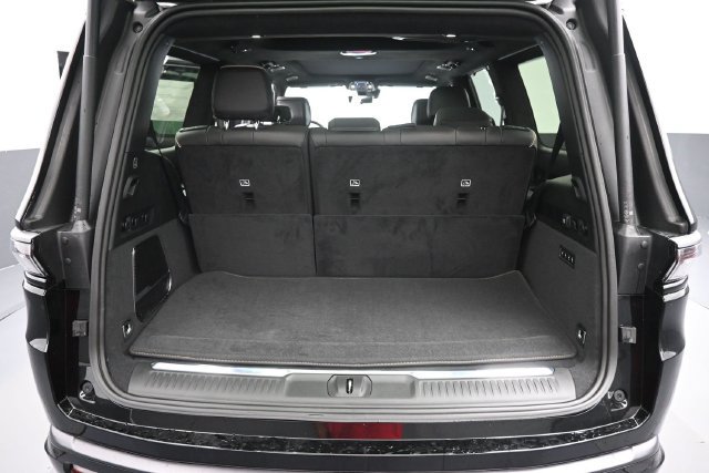 New 2026 Jeep Grand Wagoneer Summit AWD/4WD image 20