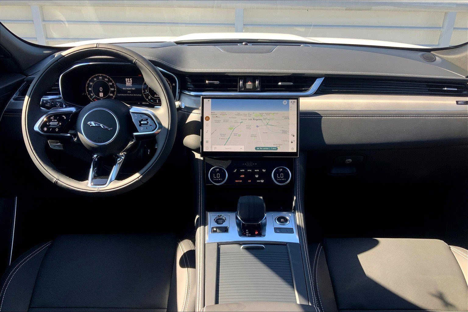 New 2026 Jaguar F-PACE R-Dynamic S image 12