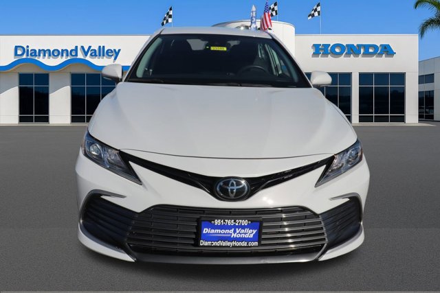 Used 2023 Toyota Camry LE image 2