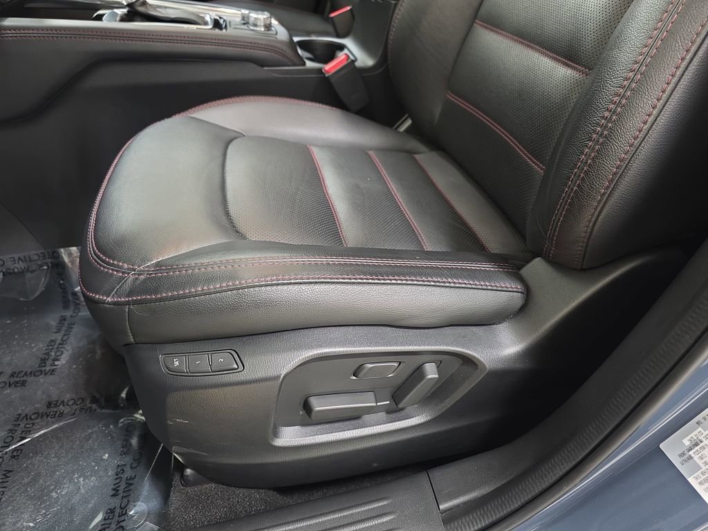 Used 2023 MAZDA CX-5 Carbon Edition image 29