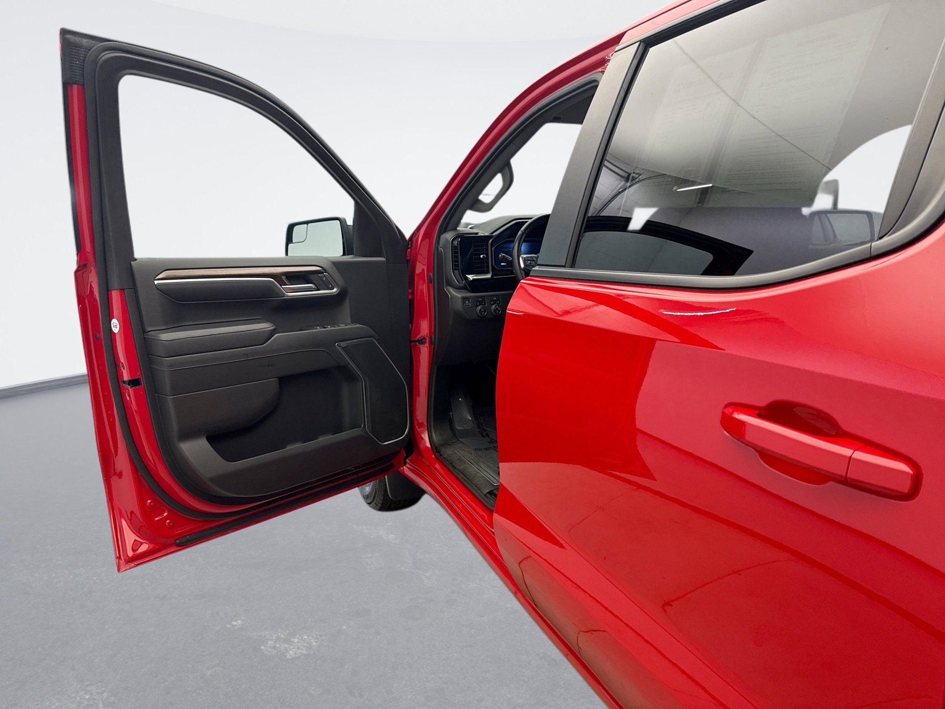 Used 2022 Chevrolet Silverado 1500 LT image 9