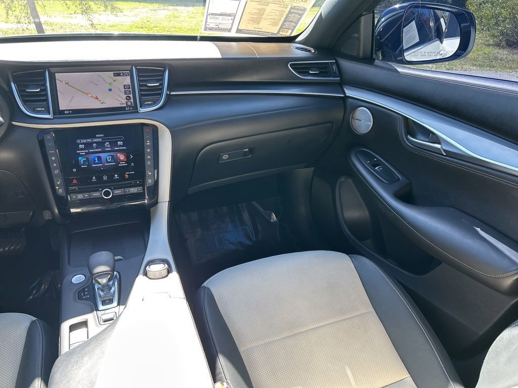 Used 2022 INFINITI QX55 Essential w/ Proassist Package image 11