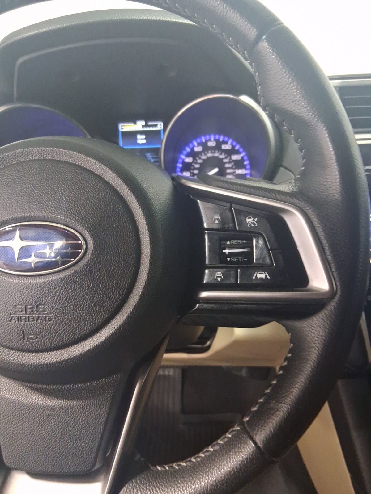 Used 2019 Subaru Outback 3.6R Limited w/ Popular Package #2 image 23