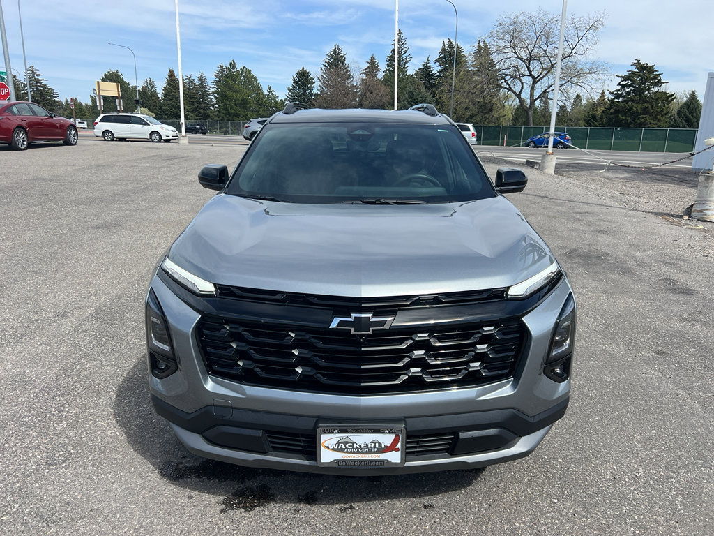 Used 2025 Chevrolet Equinox LT w/ Convenience Package II image 2