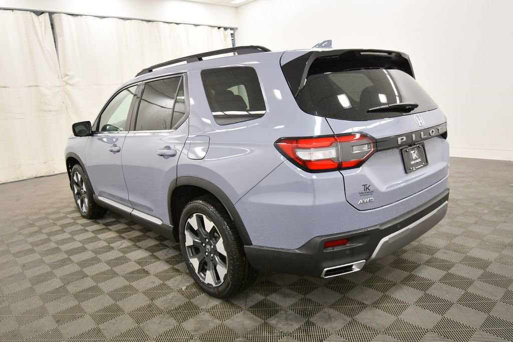 New 2026 Honda Pilot Touring image 5