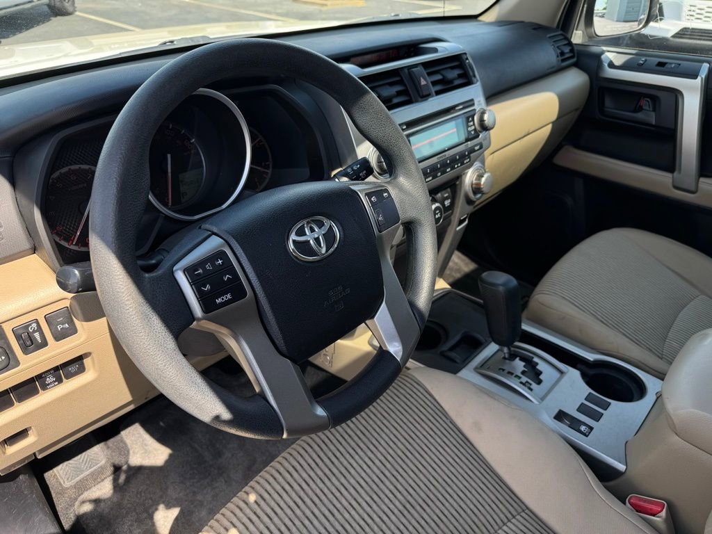 Used 2011 Toyota 4Runner SR5 w/ Convenience Pkg image 15