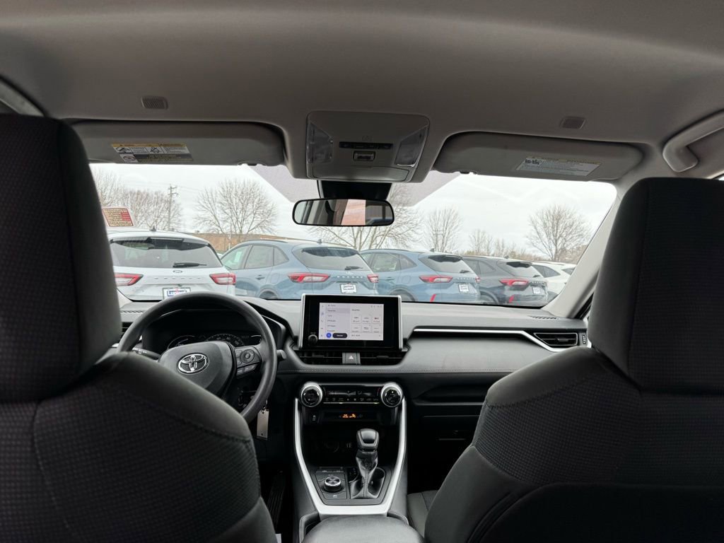 Used 2024 Toyota RAV4 LE image 14