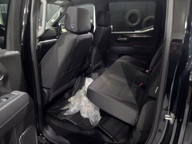 Used 2026 Chevrolet Silverado 1500 LT w/ Protection Package AWD/4WD image 15