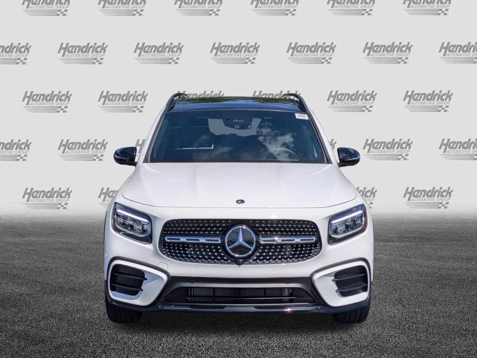 New 2026 Mercedes-Benz GLB 250 image 3