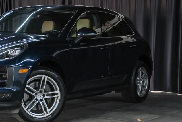 Used 2019 Porsche Macan S AWD/4WD image 7