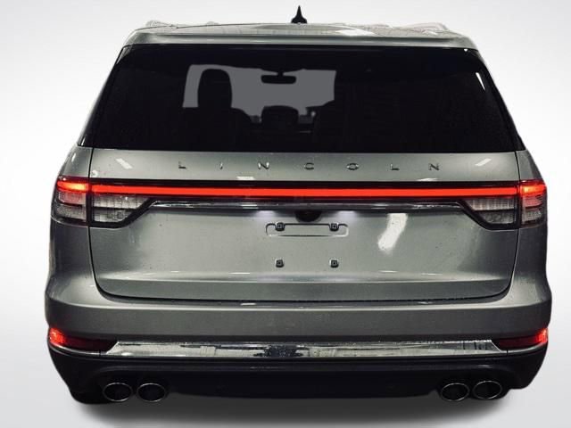 Certified 2024 Lincoln Aviator Reserve w/ Elements Package Plus image 8