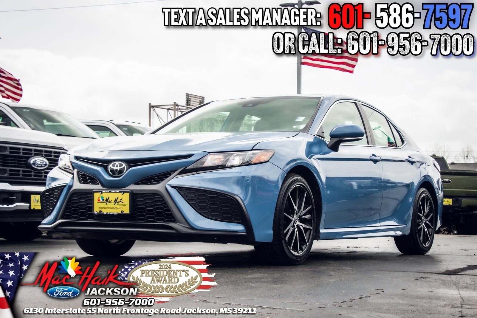 Used 2023 Toyota Camry SE image 3
